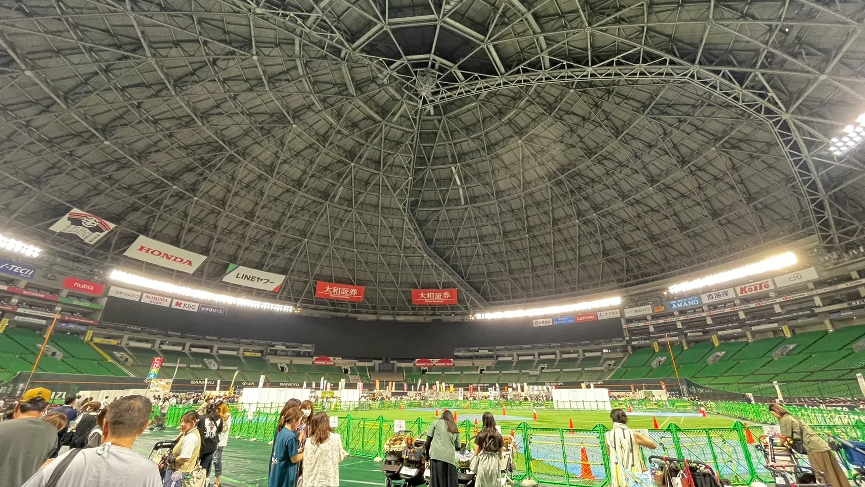 ブースの商品とアイテム